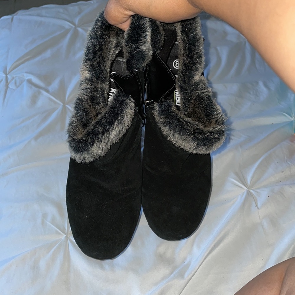 BOOTS - Picture 5 of 5